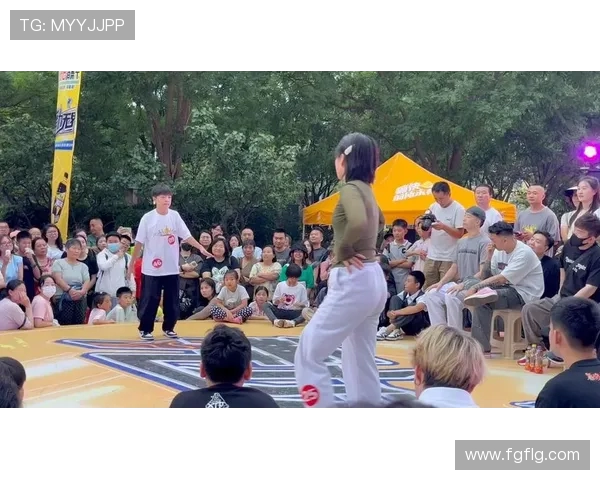 杭州街舞队实力揭秘：聚焦街舞文化与团队风采的完美结合